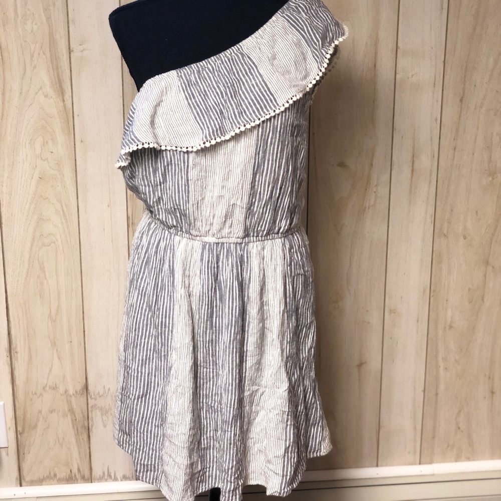 One shoulder sundress